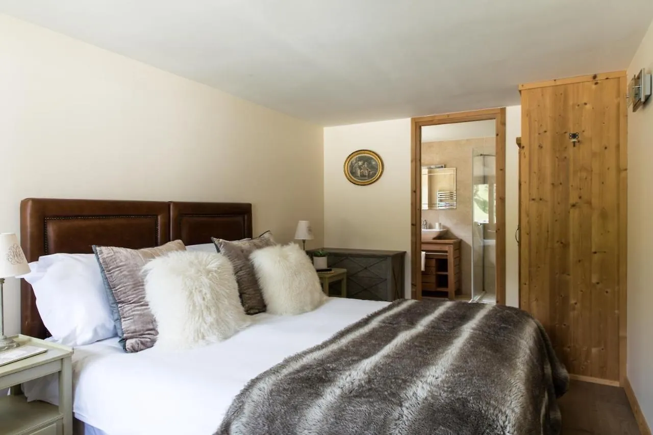 Chalet Pres Des Cimes Ski-In Ski-Out Les Houches